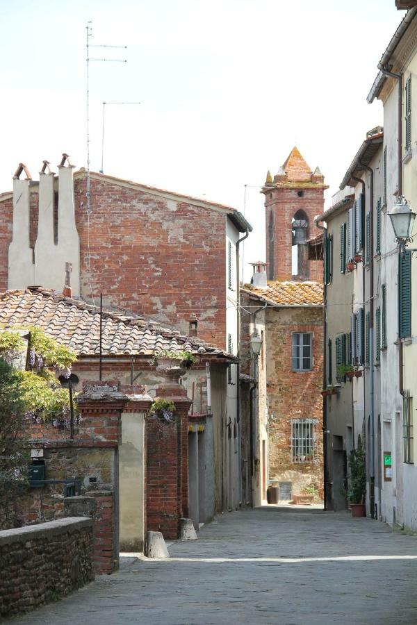 La Rocca Appartement Sinalunga Buitenkant foto